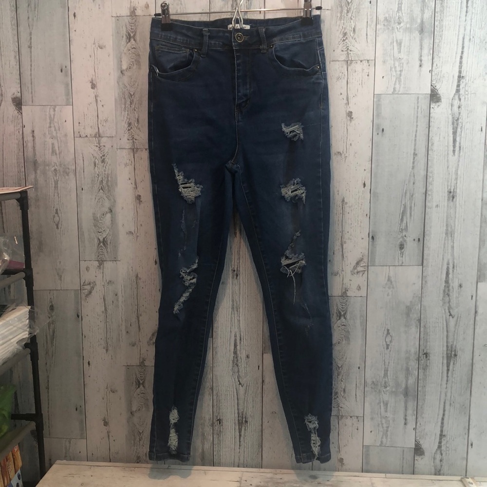Thread & Others High Waist Super Distressed Jean 9/10